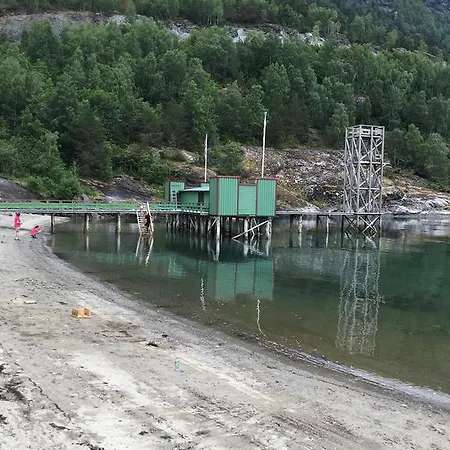 Town Center - Geiranger-fjord Hellesylt